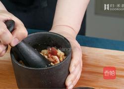 归禾小食堂|秘制蒜泥白肉，夏日份美味的做法图解4