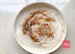 金针菇蒸巴沙鱼的做法图解4
