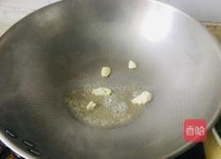 芹菜炒腊肉的做法图解4
