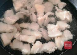 红烧肉焖土豆的做法图解4