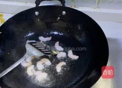 菜椒虾仁炒鸡蛋的做法图解5