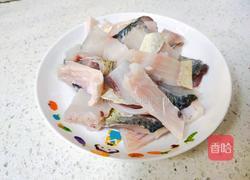 番茄鱼的做法图解1