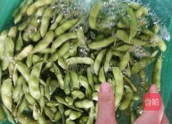 盐水毛豆的做法图解2