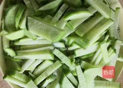 清炒萝卜丝的做法图解1