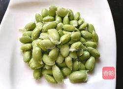 毛豆炒鸡丁的做法图解2