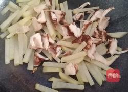 香菇炒土豆条的做法图解4