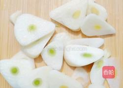 牛腩炖土豆的做法图解2