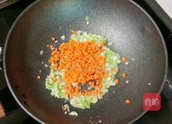 饺子皮版时蔬肉饼的做法图解12