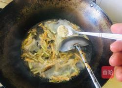 酸辣肉丝汤的做法图解5