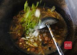 酸辣肠子汤的做法图解8