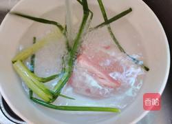 榨菜肉丝汤的做法图解2