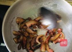 青蒜炒腊猪脸的做法图解3