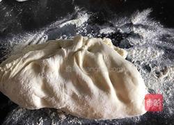 洋葱猪肉包子的做法图解12