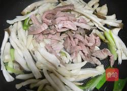杏鲍菇炒肉的做法图解5