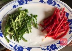 杏鲍菇炒肉丝的做法图解6