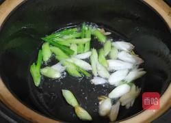金针菇豆腐汤的做法图解1