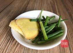 油菜鸡蛋面的做法图解2