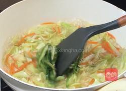 酸辣包菜丝的做法图解9