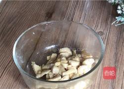 杏鲍菇炒鸡丁的做法图解11