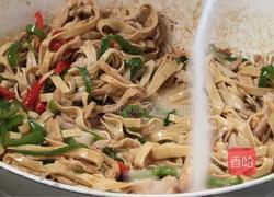 豆腐皮炒肉的做法图解18