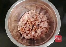 肉末炒毛豆米的做法图解2