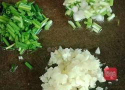 肉末炒毛豆米的做法图解7