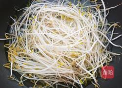 炝拌绿豆芽的做法图解5