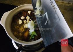 砂锅红烧肉炖酸菜的做法图解4