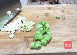 皮蛋炒青番茄的做法图解4