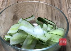 黄瓜皮蛋花的做法图解2