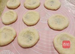 豆沙面包的做法图解3