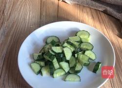黄瓜烧豆腐的做法图解2