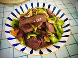青椒炒鸭血