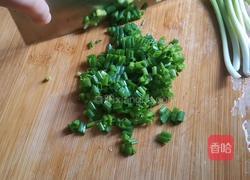 葱油饼（饺子皮版）的做法图解2