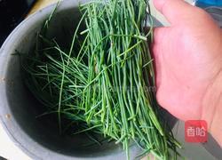 沙葱炒鸡蛋的做法图解1