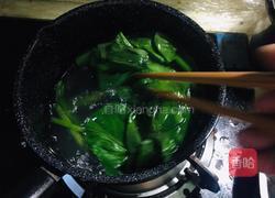 炝拌蕨根粉的做法图解4