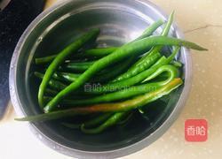 线椒炒鸡蛋的做法图解1
