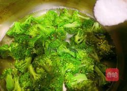 凉拌西兰花的做法图解5