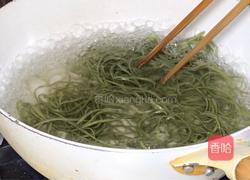 青椒鸡蛋拌海带面的做法图解5
