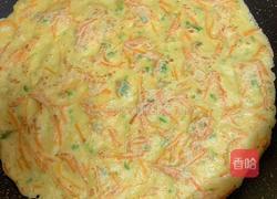 胡萝卜青椒鸡蛋饼的做法图解8