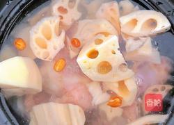 莲藕骨头汤的做法图解4