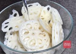 姜汁藕片的做法图解1
