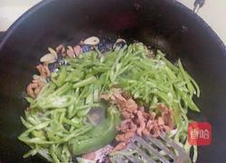 李氏青椒炒肉丝的做法图解6
