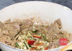 平菇炒肉的做法图解5