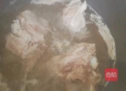 玉米猪骨汤的做法图解2