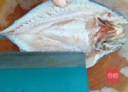 锅塌黄花鱼的做法图解1