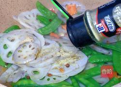 椒麻荷兰豆炒藕片的做法图解9