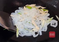 鸡肉丝炒河粉的做法图解6