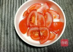 金针菇番茄肉片汤的做法图解3