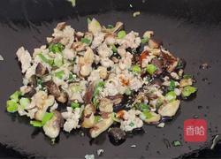 香菇肉末拌面的做法图解5